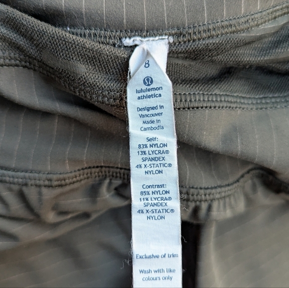 Lululemon Run For Days Short Army Green Camo Stripe Size 8 - Picture 7 of 9